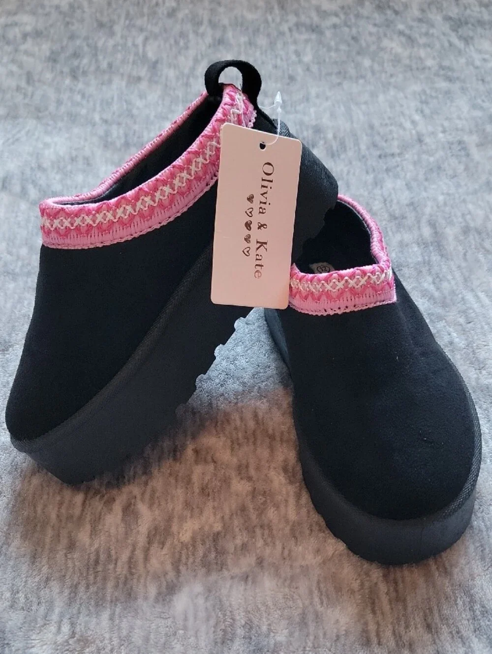 Kids Black Slip-On Slippers with Pink Trim Olivia And Kate Size 12